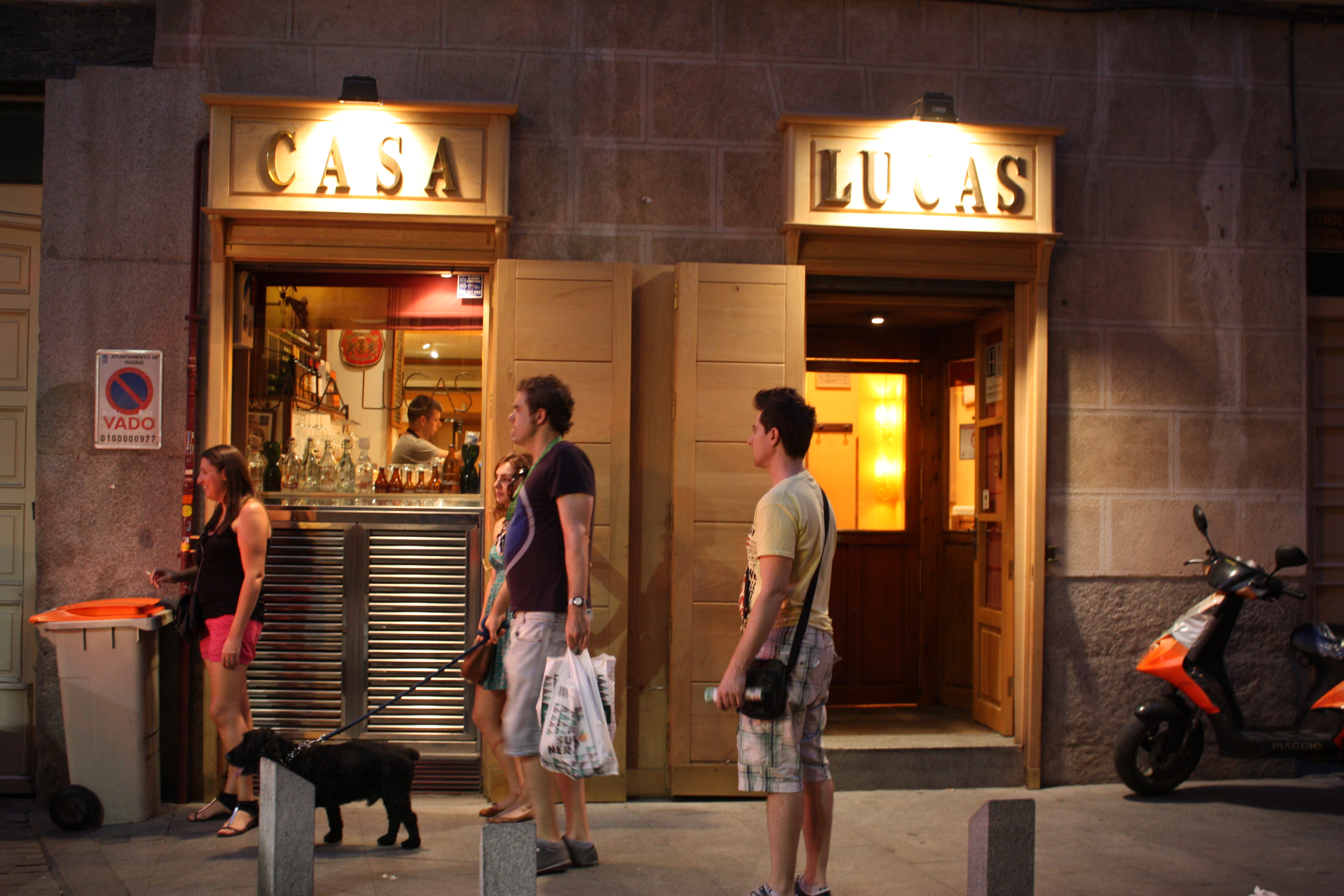 Casa Lucas - Madrid, Spain | faim? oui oui!!!!!!